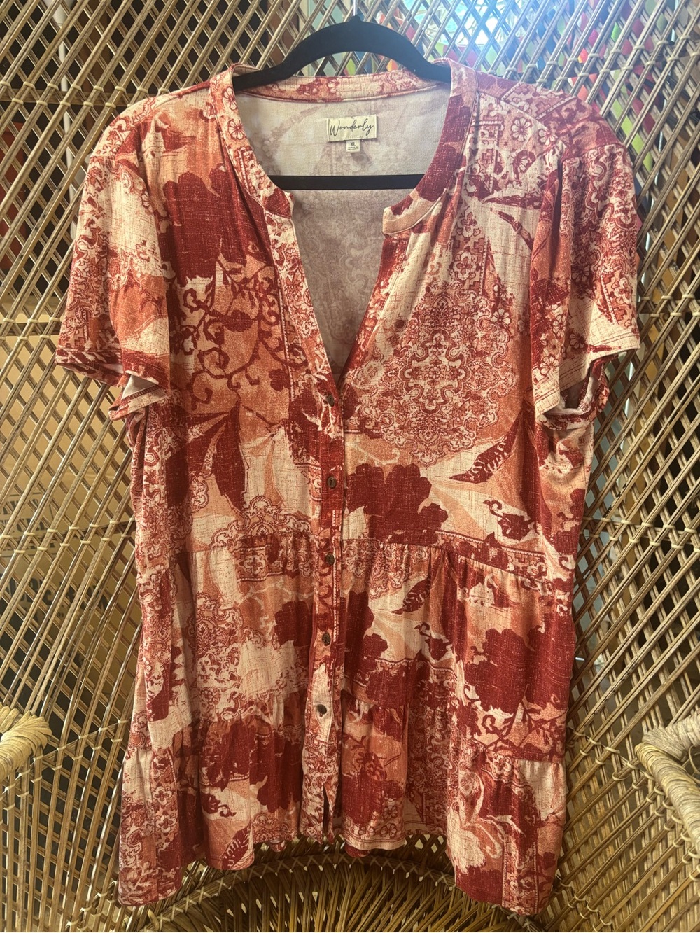 Wonderly Rust and Cream Button-Front Tunic Top